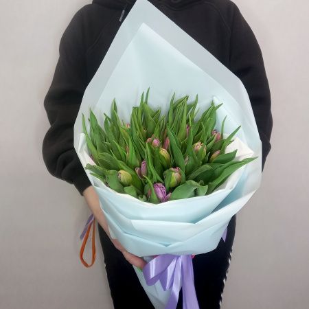 Букет 25 пионовидных тюльпанов, сиреневые